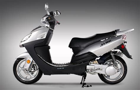 How fast will a 150cc scooter go - How fast will a 150cc scooter go? 60 mph Scooters offer higher top speeds and lower gas mileage. For example, a 150cc scooter has a top speed of 60 mph and gets up to 70 mpg, while a 250cc scooter can reach 75 mph but will get fewer than 60 mpg. However, you may not be able to use a scooter on the freeway; check local engine …